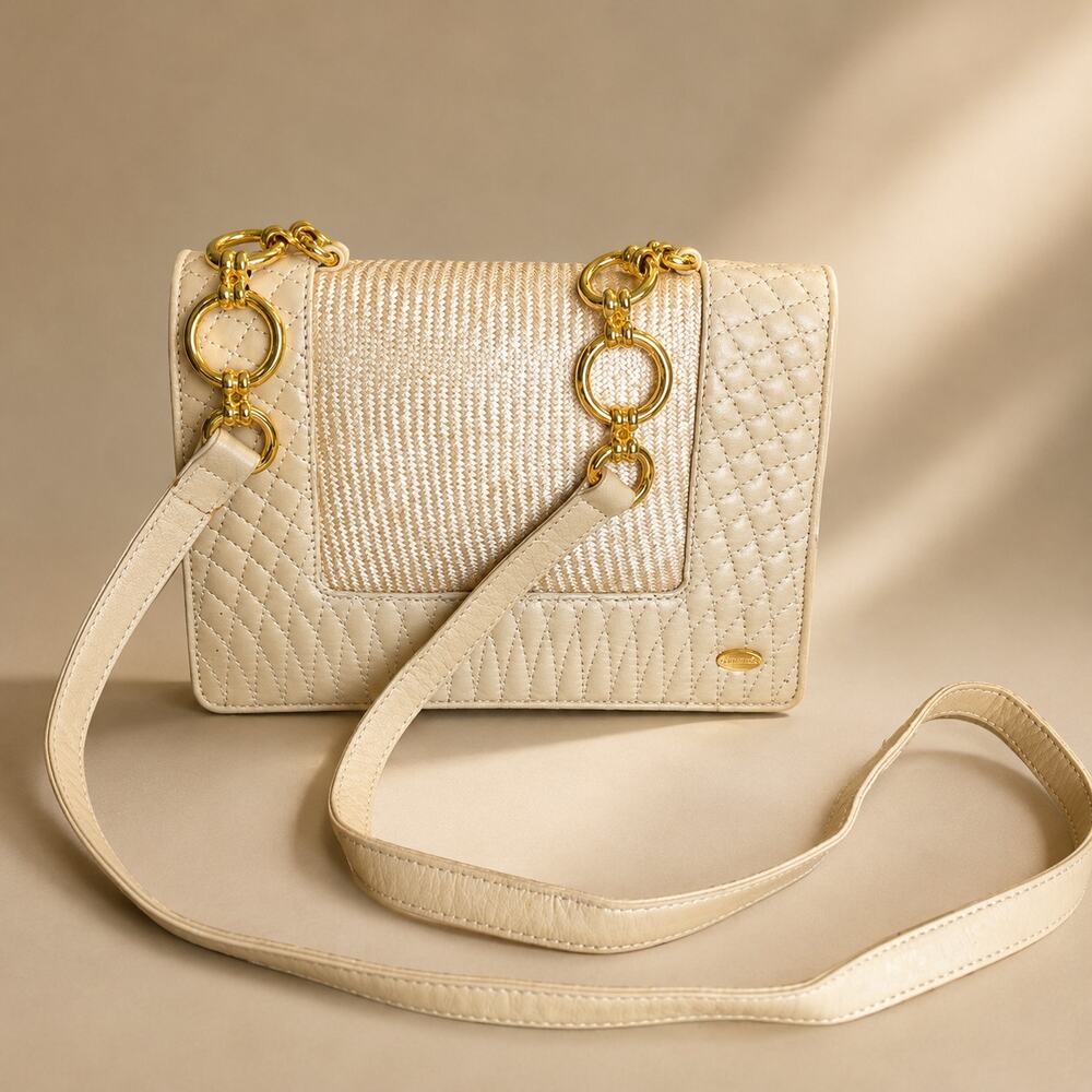 Bally Vintage Ivory Quilted Leather Crossbody Shoulder Bag NWT 1994 Italy